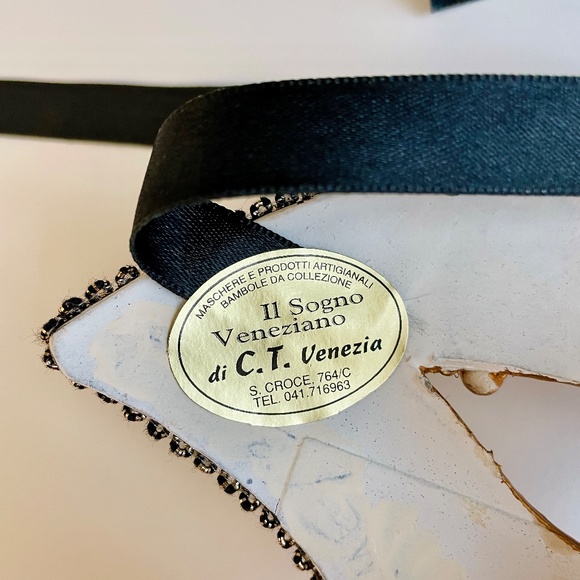 Venetian Red, White, Gold Papier-mâché Carnival Mask Decorative Decor - Picture 9 of 9